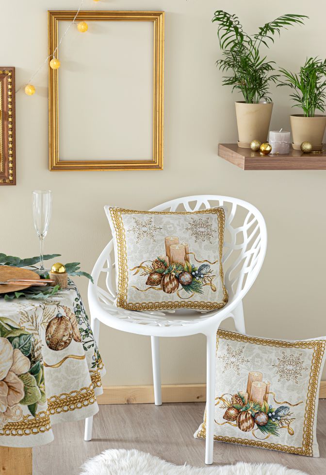Cojin Jacquard con vela y bolas navideñas 45x45 CANDLE