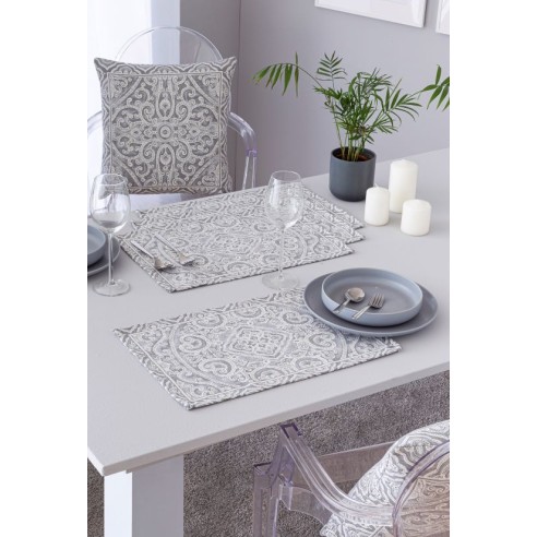 Set individual de mesa de tejido Jacquard con motivos geométricos grises 30x45. MYKONOS C6