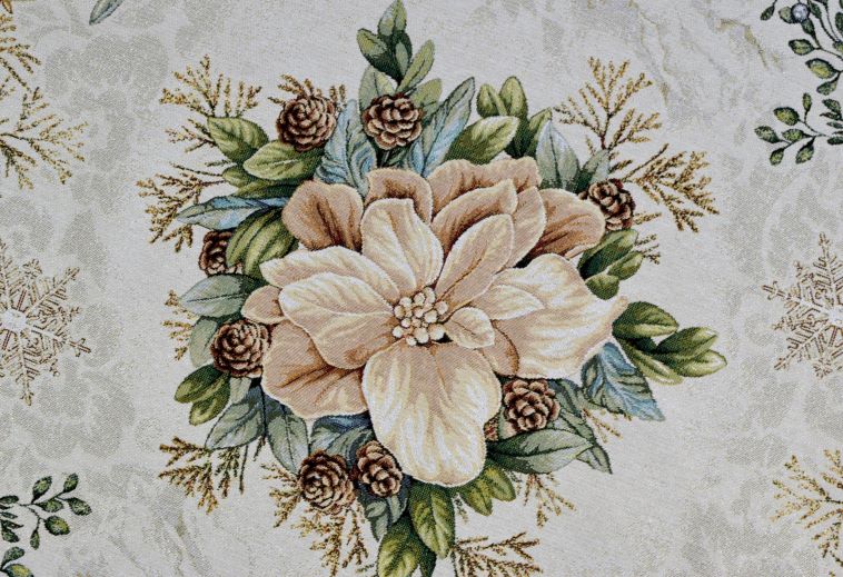 Jacquard tablecloth with Christmas motifs. CANDLE