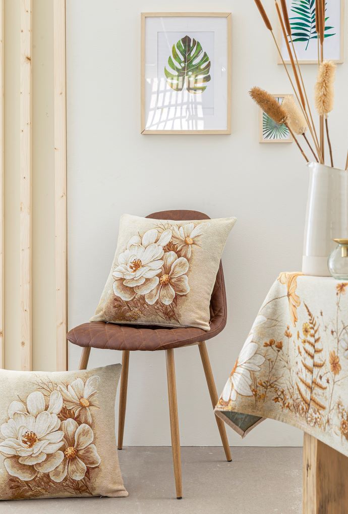 Jacquard cushion golden flower 45x45 NITRA