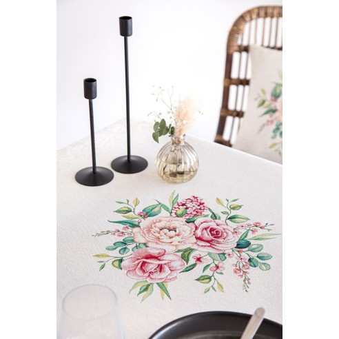 Jacquard tablecloth with flowers. PADUA