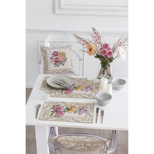 Jacquard placemat set with flowers and beige background 30x45 Xana