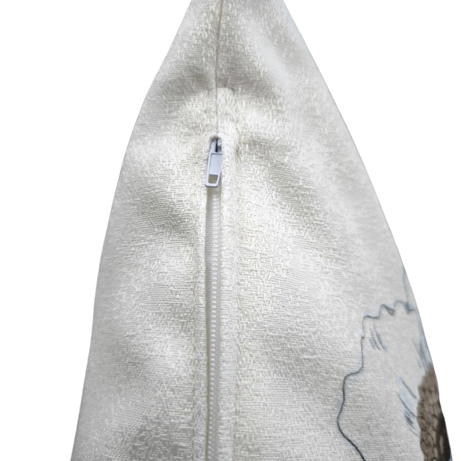 Cojin estampado flores azules con hojas en plumilla 45x45 LILY C.3